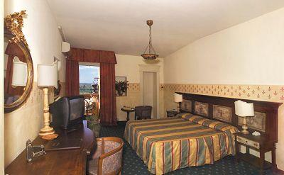 фото отеля Albergo Quattro Gigli