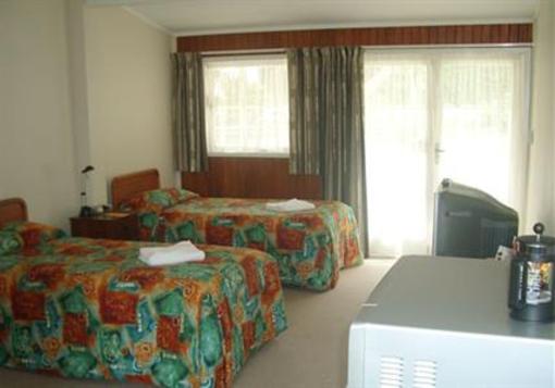 фото отеля Hutt City Motel