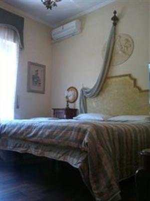 фото отеля Abruzzese Bed & Breakfast Nettuno