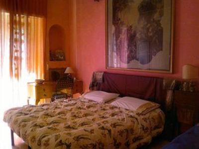 фото отеля Abruzzese Bed & Breakfast Nettuno