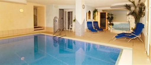фото отеля Hotel Burgaunerhof