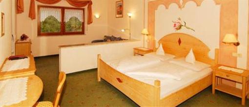 фото отеля Hotel Burgaunerhof