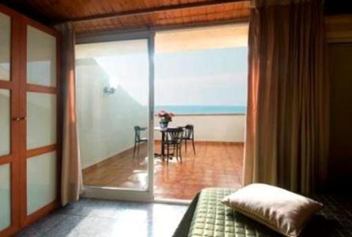 фото отеля Vila de Premià Hotel Barcelona
