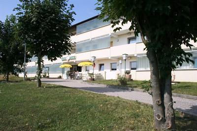 фото отеля Apparthotel Europa Zweibrucken