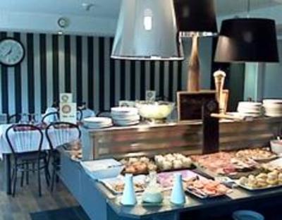 фото отеля Best Hotel Baillet-en-France