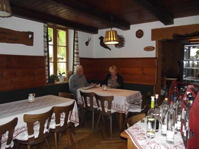 фото отеля Gasthof Backeralm Hotel Bayrischzell