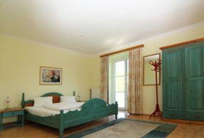 фото отеля Landhaus Strussnighof Pörtschach am Wörthersee