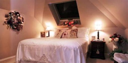 фото отеля Toad Hall Manor Bed and Breakfast