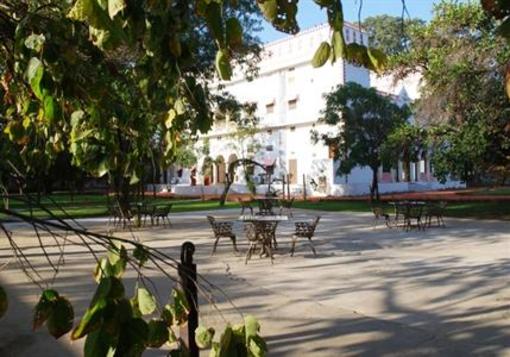фото отеля Bijay Niwas Palace