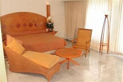 фото отеля Sunset Lagoon Resort Cancun