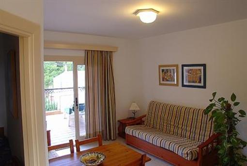 фото отеля Apartamentos Piscis Menorca