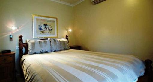 фото отеля Starline Alpacas Farmstay Resort Broke