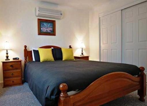 фото отеля Starline Alpacas Farmstay Resort Broke