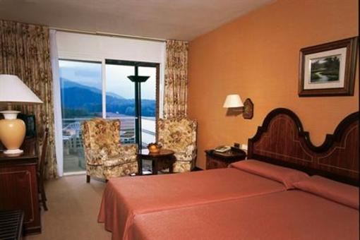 фото отеля Hotel Riu Olot