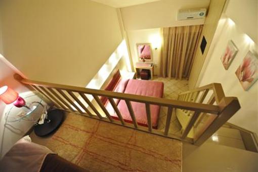 фото отеля Kalogria Beach Hotel