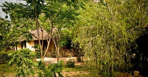 фото отеля Jims Jungle Retreat Corbett