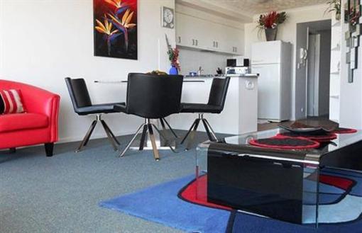 фото отеля Sandy Shores Apartments Caloundra