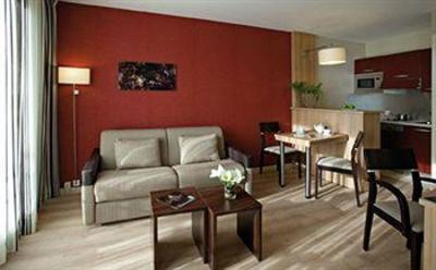 фото отеля Park & Suites Prestige Val d'Europe