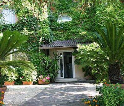 фото отеля Hotel la Culla del Lago