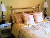 Artesia House Bed & Breakfast