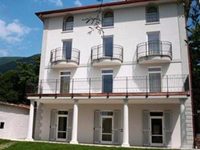 Villa Mughetto Apartments Gardone Riviera