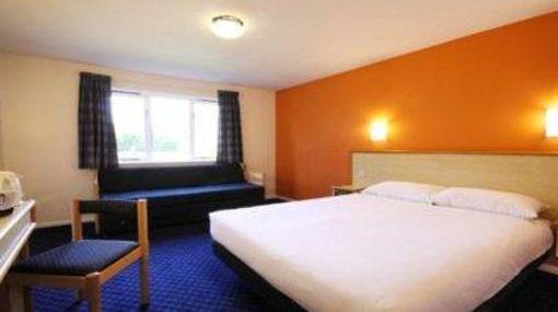 фото отеля Travelodge Hotel Basingstoke