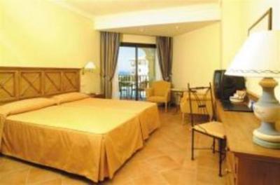 фото отеля Hotel Rio Las Marinas Caceres