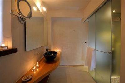 фото отеля Valeni Boutique Hotel