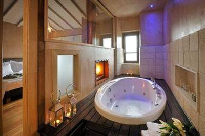фото отеля Valeni Boutique Hotel
