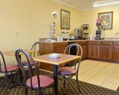 фото отеля Super 8 Motel Huntsville