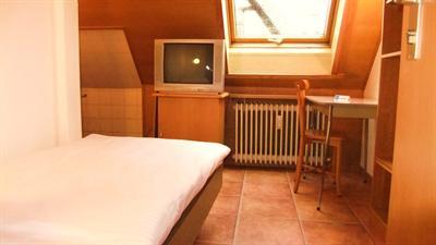 фото отеля Pension zum Heurigen