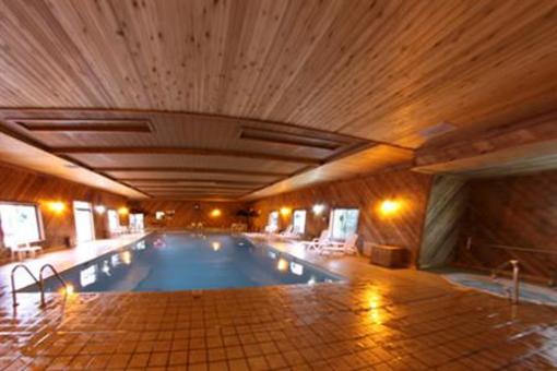 фото отеля Chippewa Motel & Suites