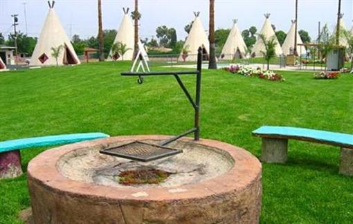 фото отеля Wigwam Motel