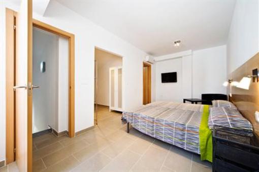 фото отеля Apartamentos Marina Suites