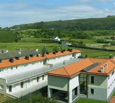 фото отеля Apartamentos Playa de Toro Llanes