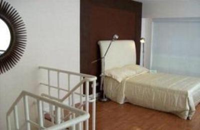 фото отеля East of Galleria