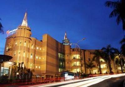 фото отеля Swiss-Belhotel Batam