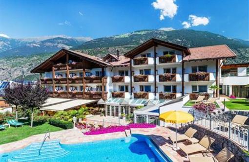 фото отеля Hotel Jagdhof Latsch