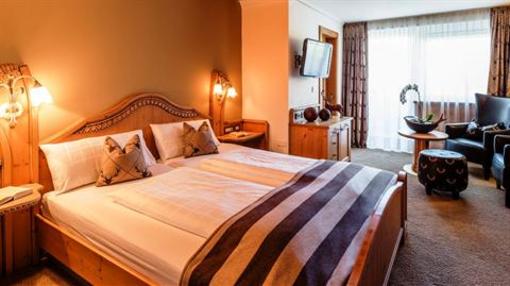 фото отеля Hotel Jagdhof Latsch