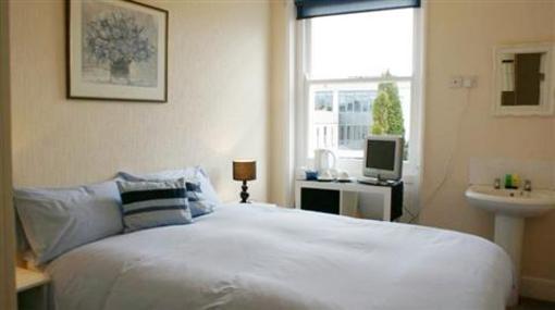 фото отеля Bentons Guest House