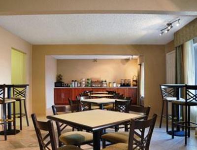фото отеля Travelodge Tyler TX