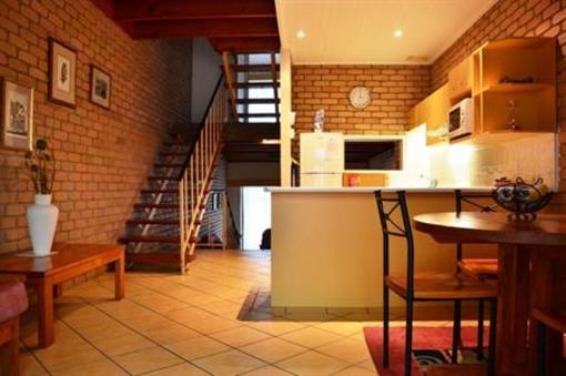 фото отеля Bottlebrush Holiday Townhouses Noosa