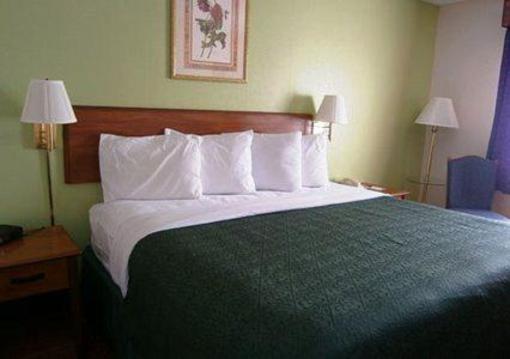 фото отеля Quality Inn Stockbridge
