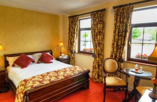 фото отеля The Bunratty Manor Hotel