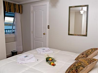 фото отеля Hostal Rio de Luna