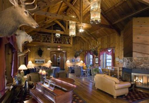 фото отеля Sylvan Lake Lodge