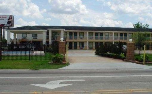 фото отеля Treasure Inn Lake Charles