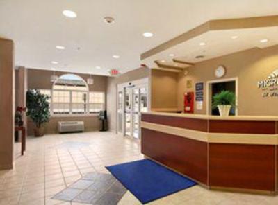 фото отеля Microtel Inn & Suites Rogers