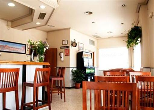 фото отеля Hotel Abadi Cordoba