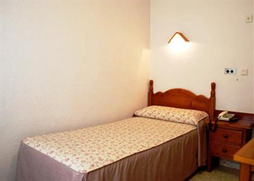 фото отеля Hotel Abadi Cordoba